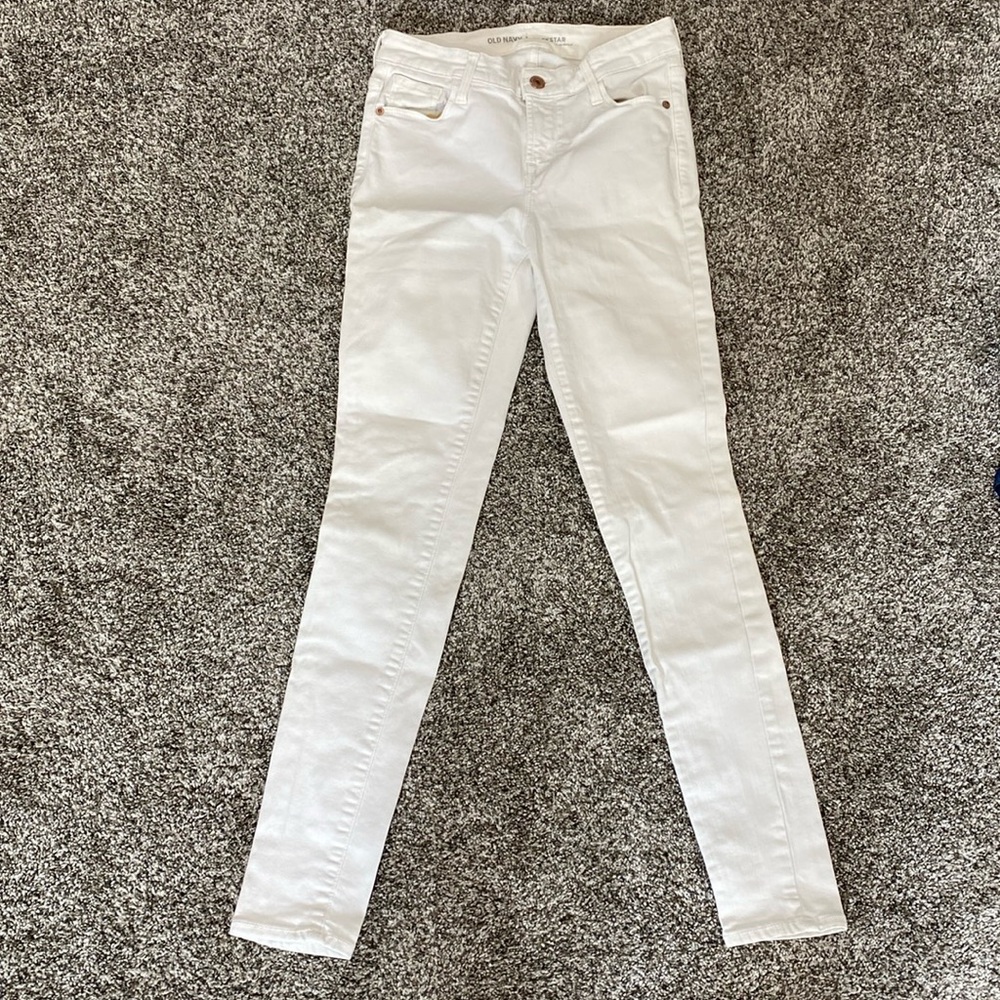 Old Navy white skinny jeans size 2